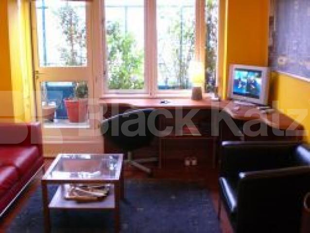 			Wow!!! Location and beauty!!!, 2 Bedroom, 1 bath, 1 reception Flat			 Argyle street, Kings cross